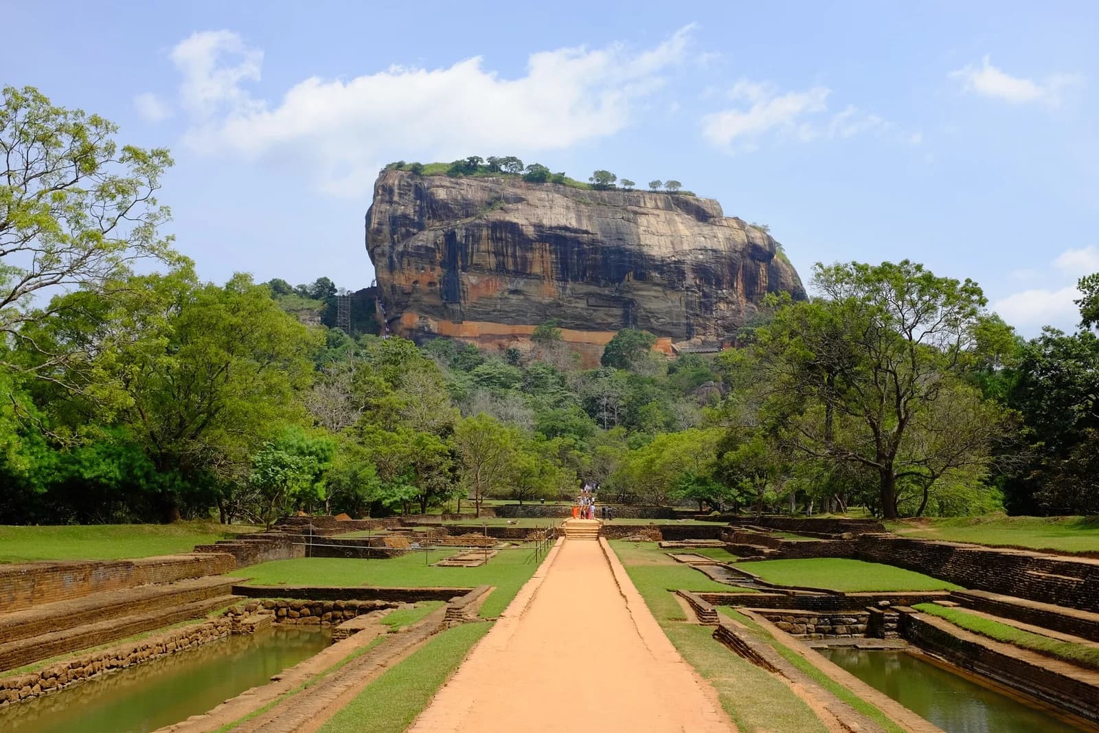 Sigiriya & Dambulla private excursion in Cultural Triangle